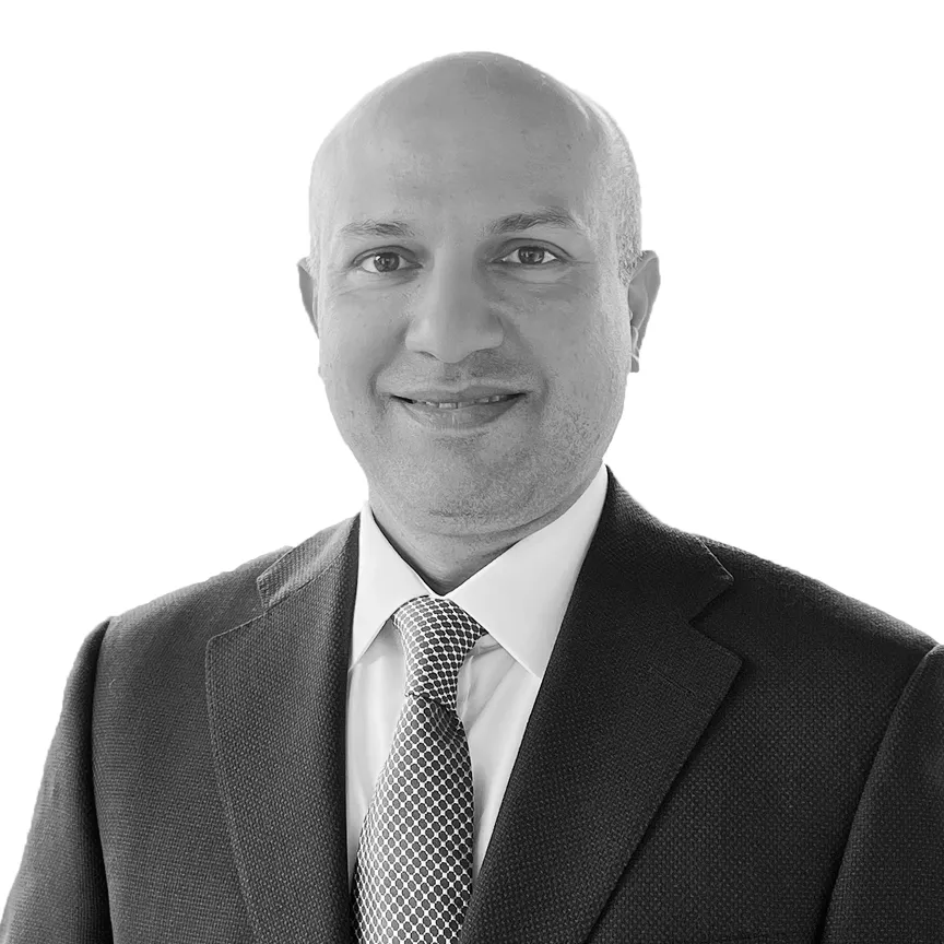 headshot of omer gajial